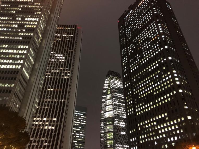 tokyo shinjuku night